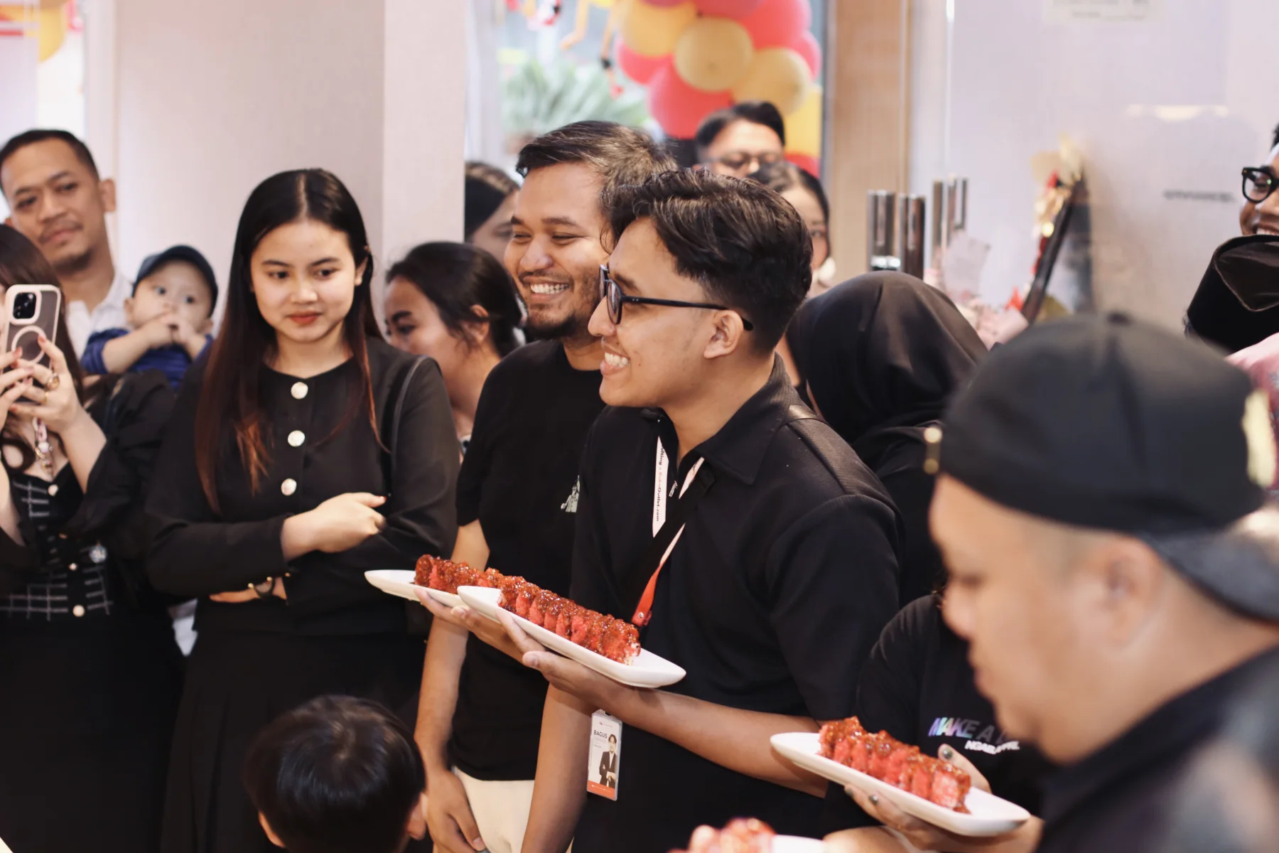 Suasana acara komunitas Street Sushi