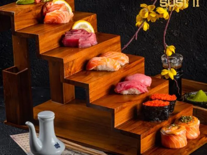 Sashimi Sushi Stair